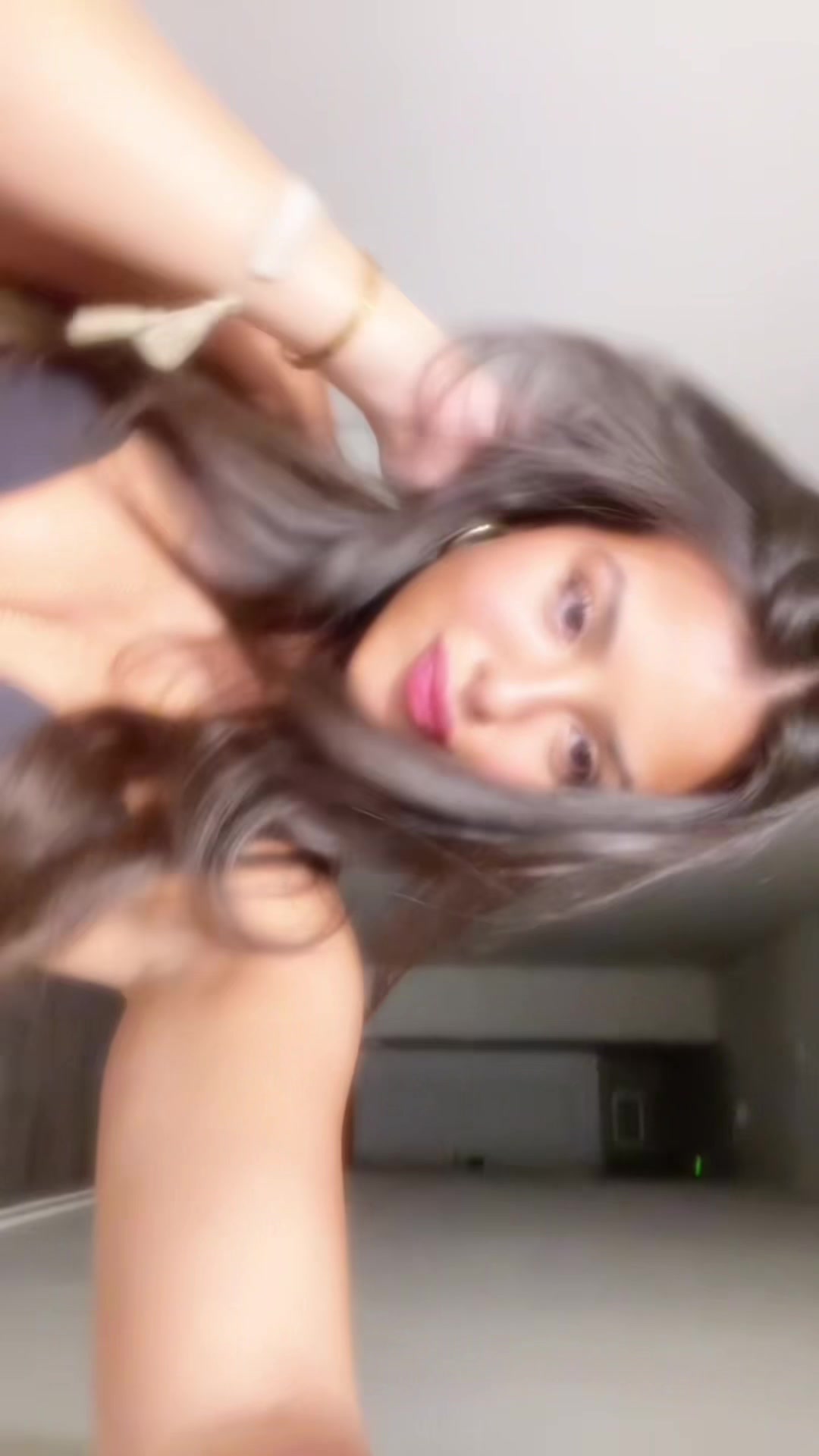 @Gia