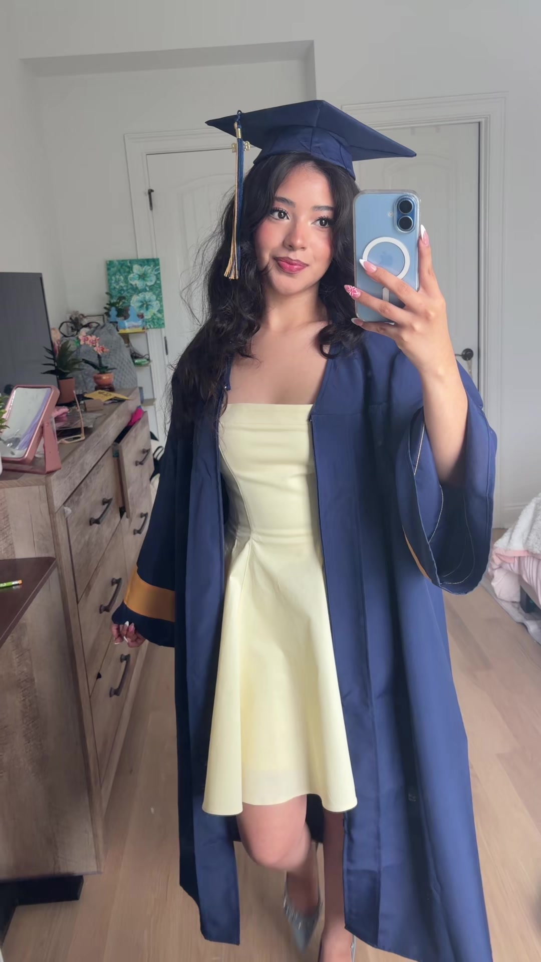 @leslye