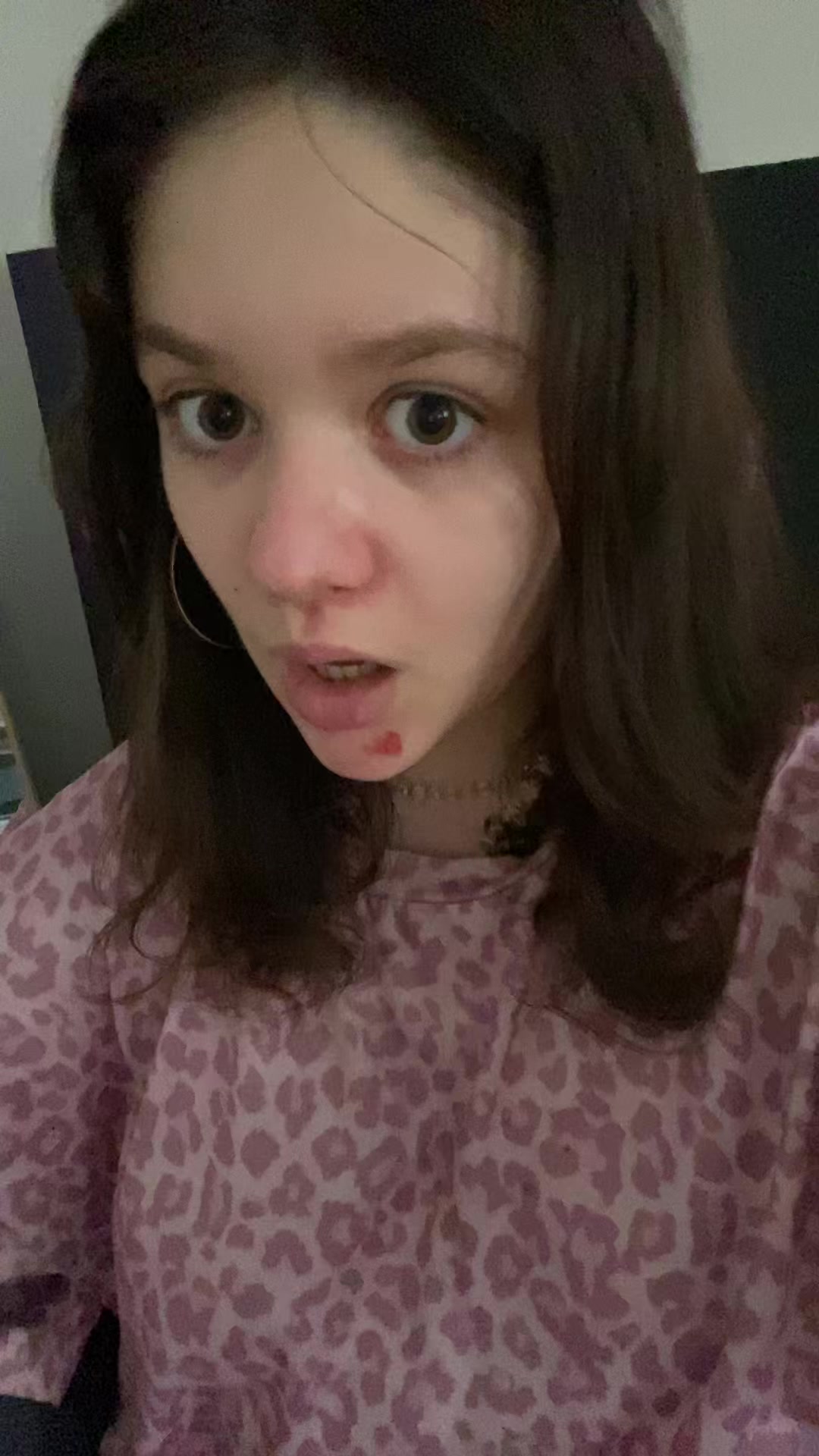 @Ava_hlk