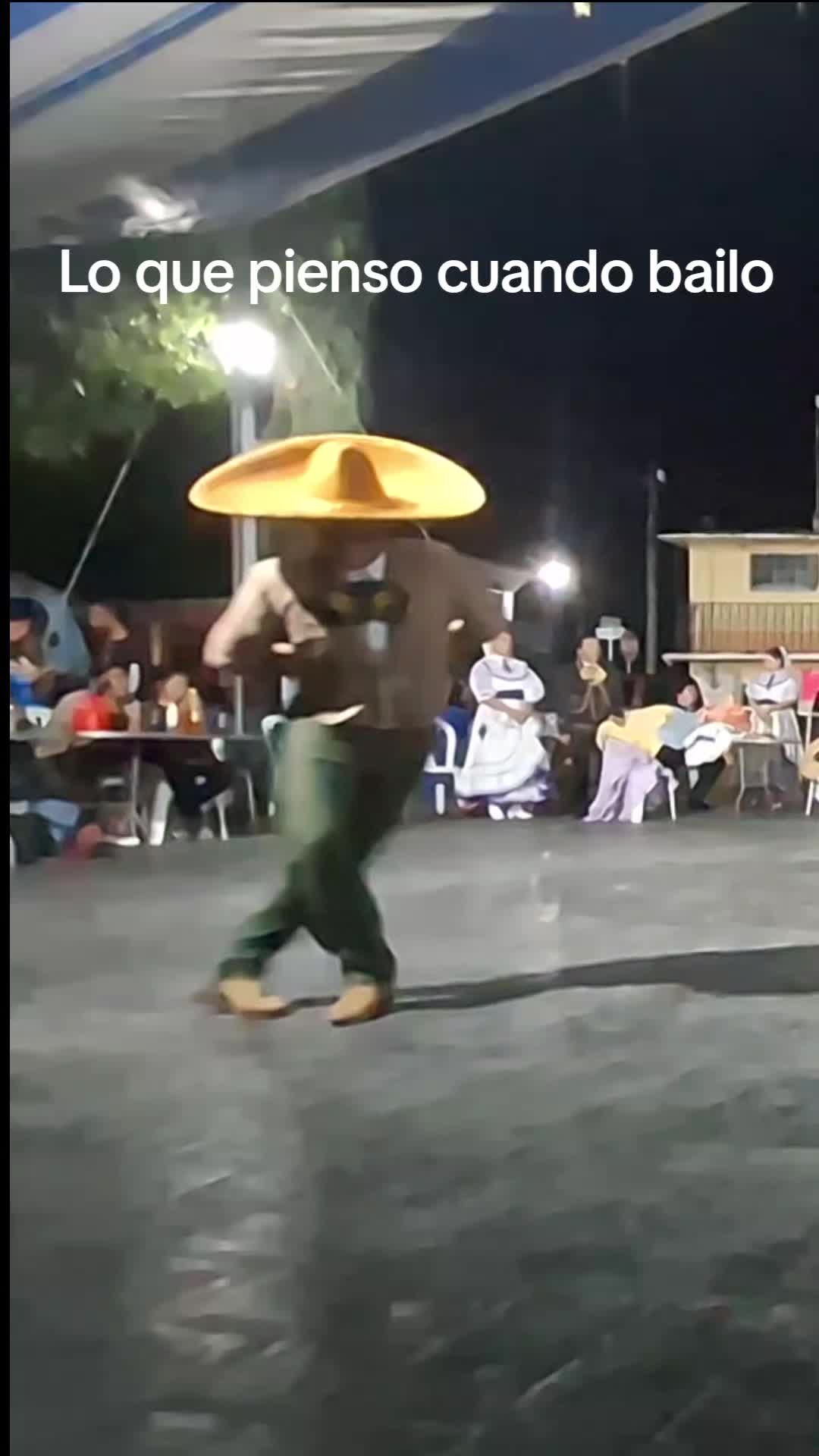 @Gemelosfolk