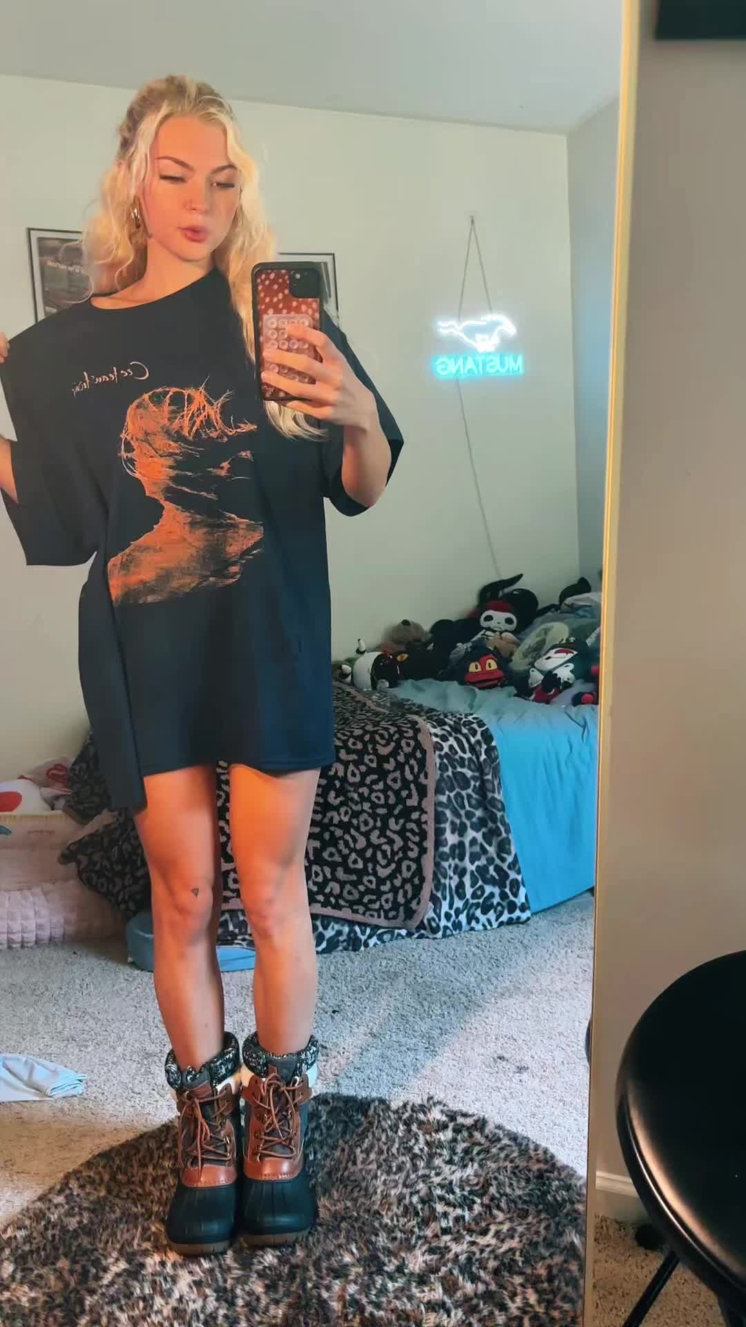 @elenacran