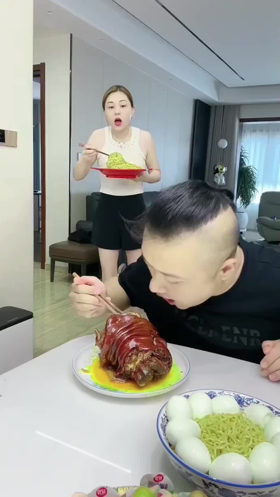 @foodmukbang