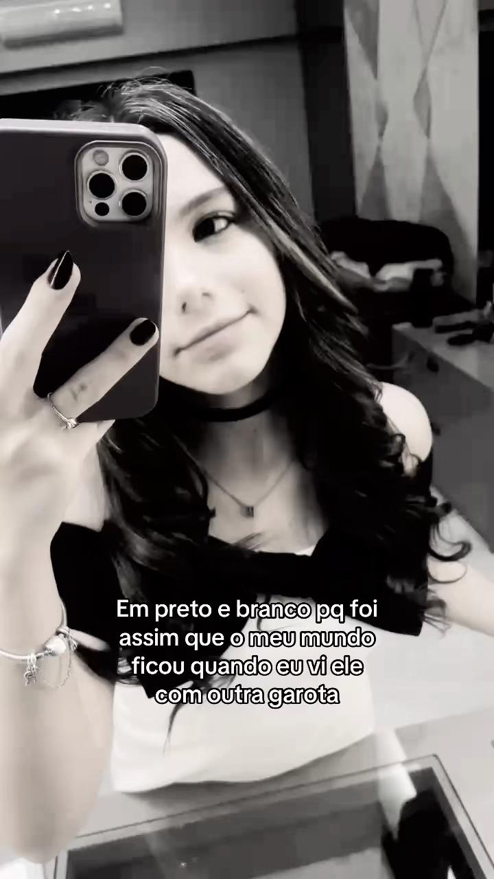 @secretsmoongirl
