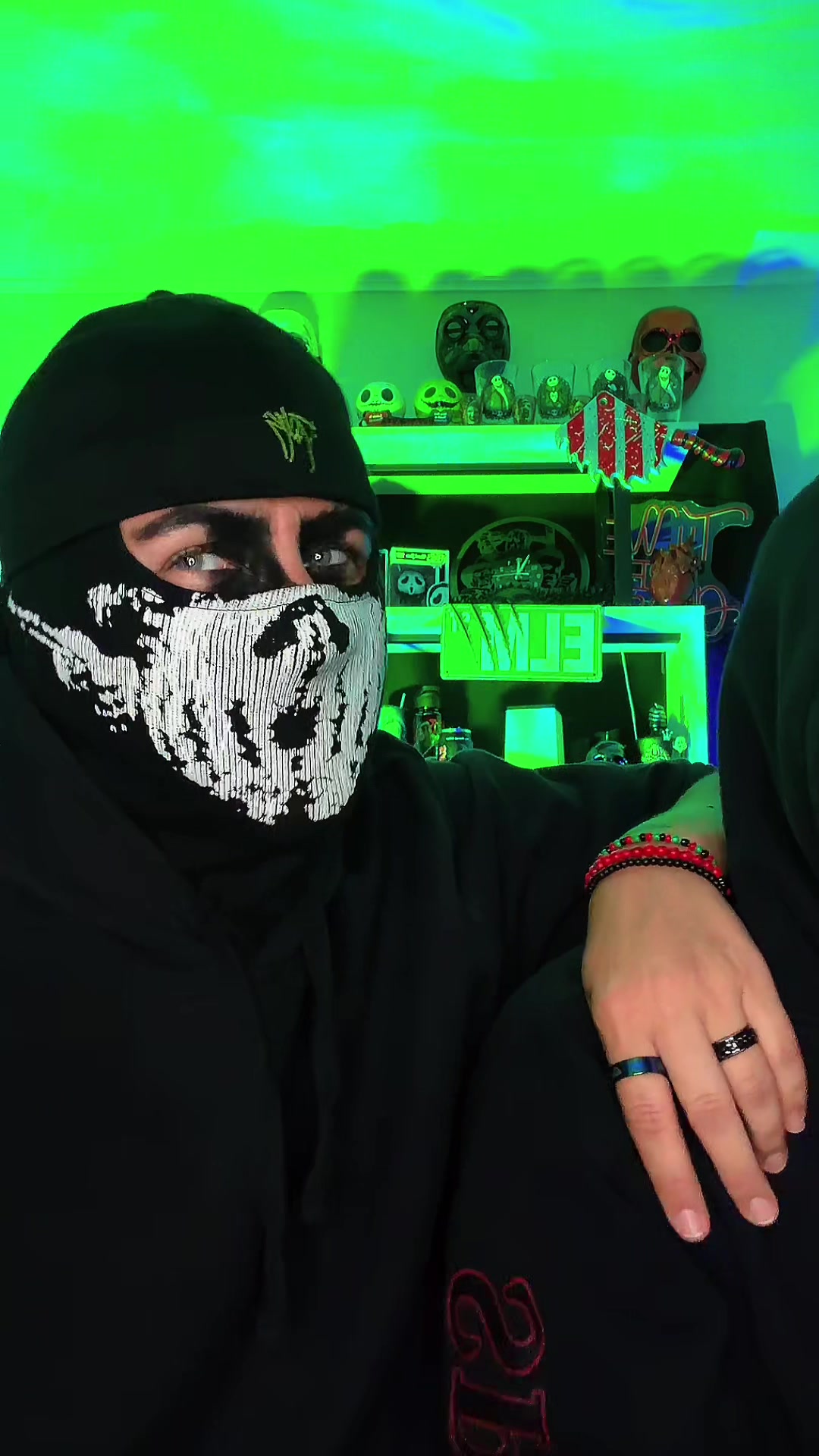 @Dakah