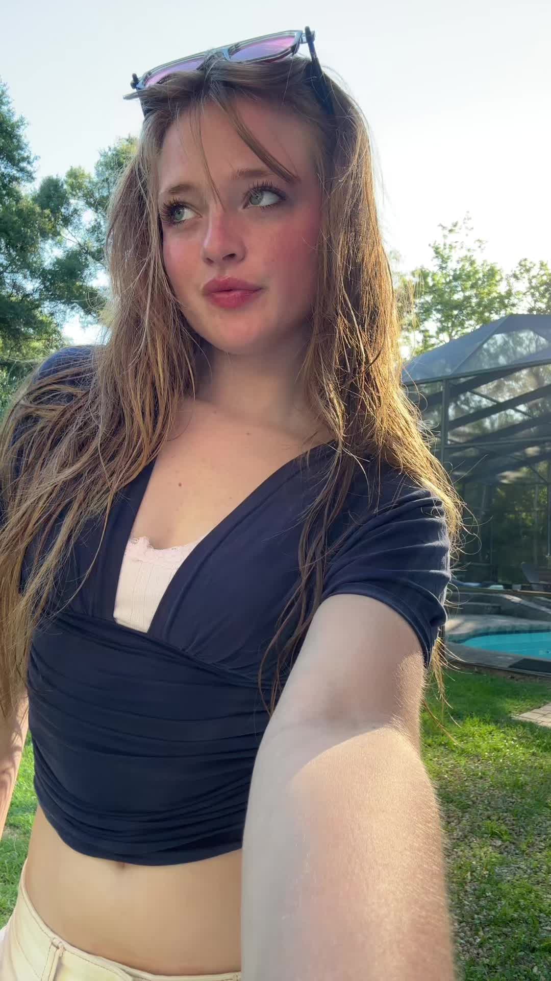 @laylasdabomb