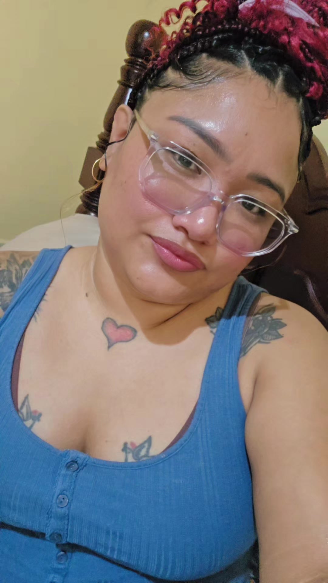 @🤪honorable babe niki 😝