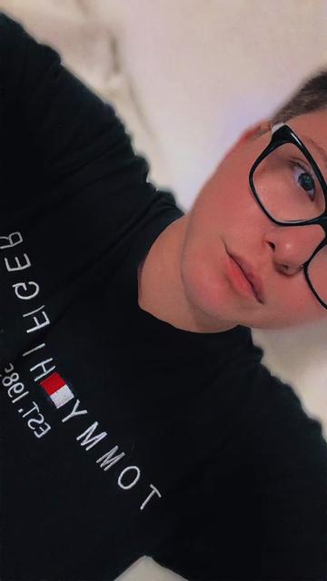 @꧁.𝔅𝔩𝔞𝔠𝔨.𝔊𝔦𝔯𝔩.꧂