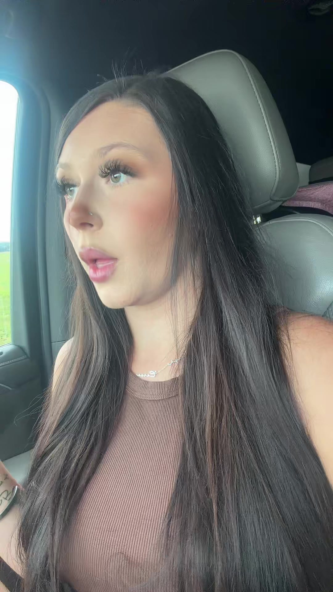 @hannahjourneay