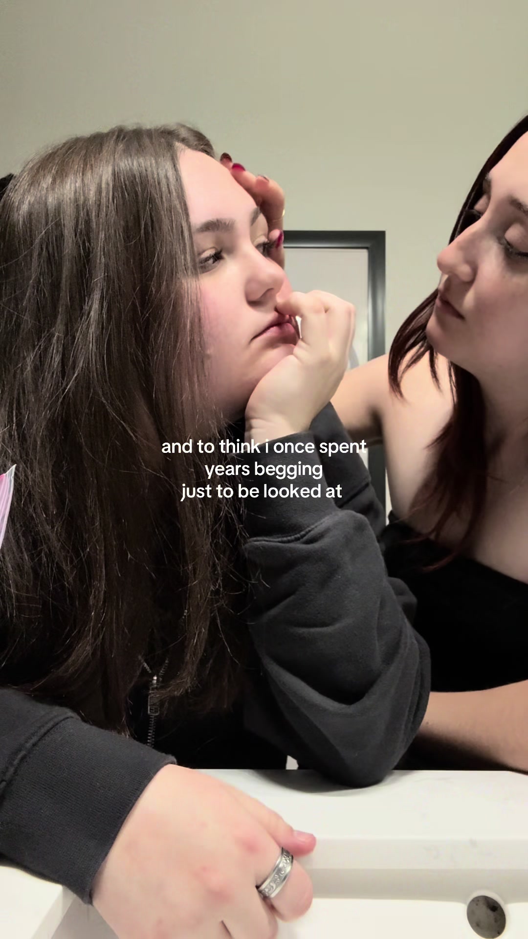 @easywhitechocolate