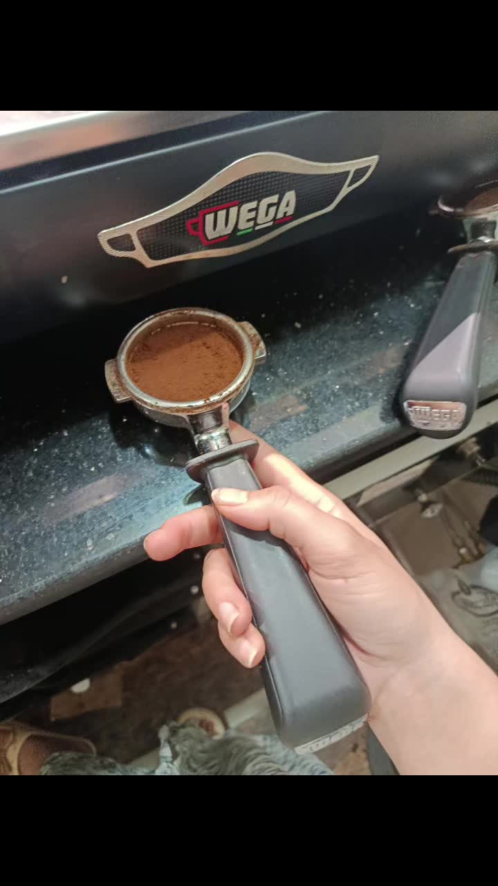 @آميرة جنات