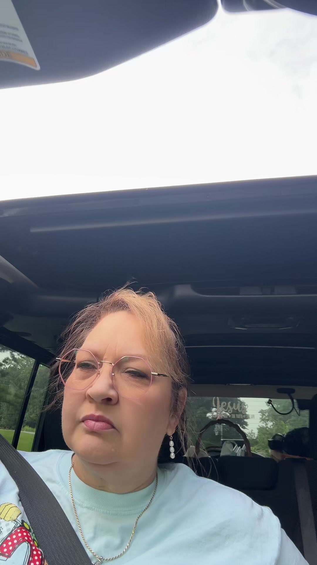 @justbeth311