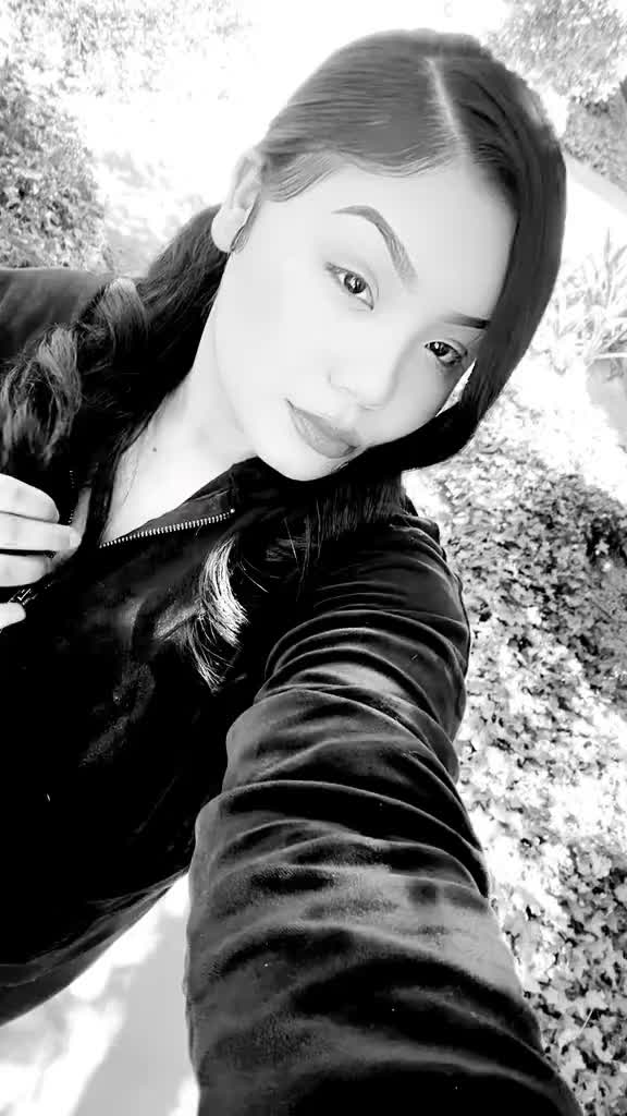 @Dess🍒