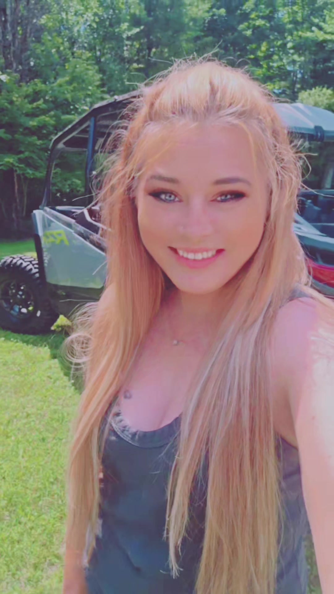 @ℂ𝕒𝕟𝕕𝕚🌻