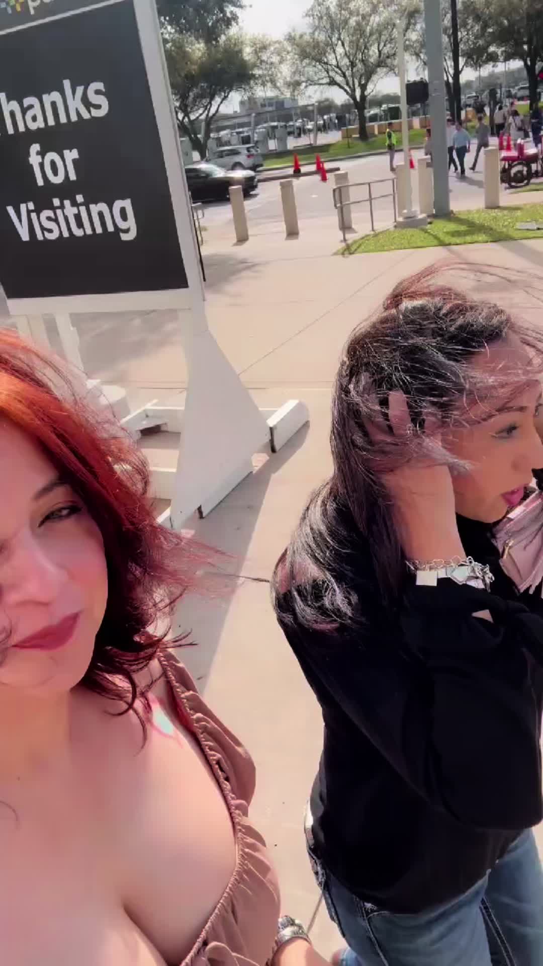 @Monica Guzman647