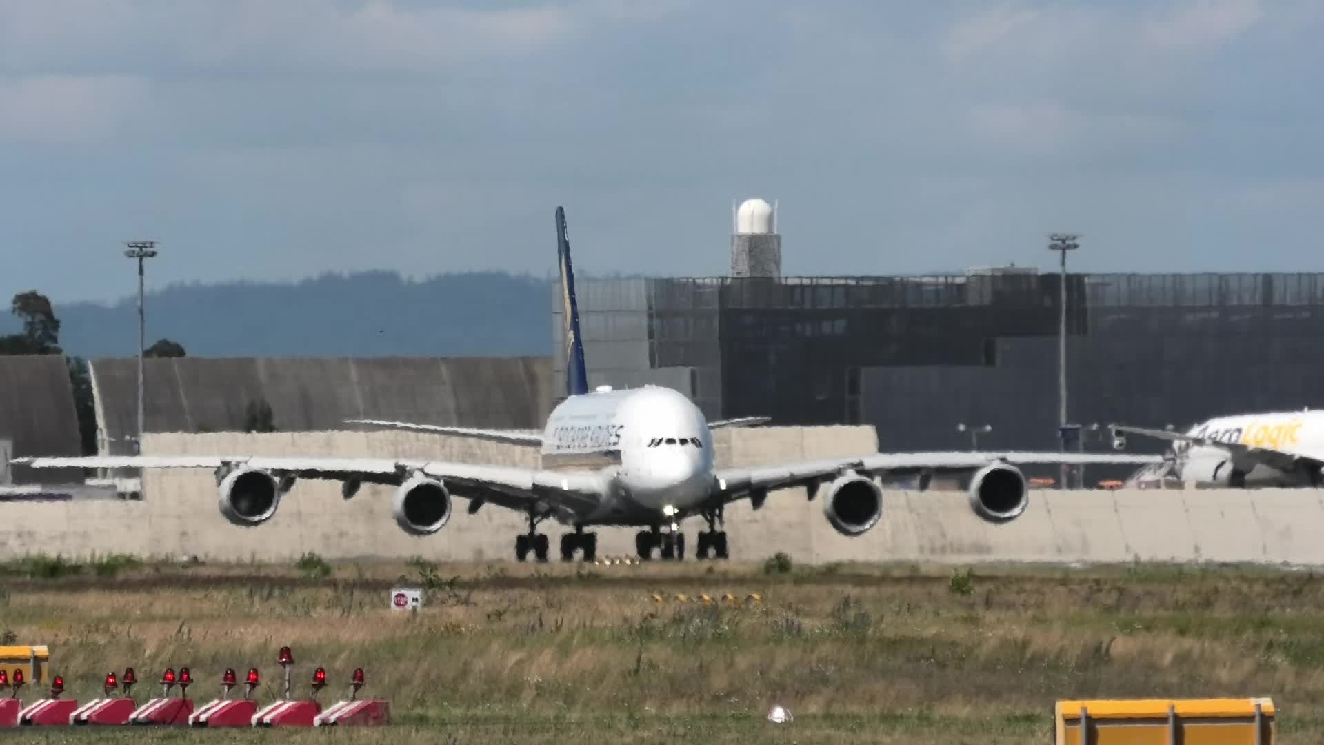 @PlanespottingFrankfurt_am_Main