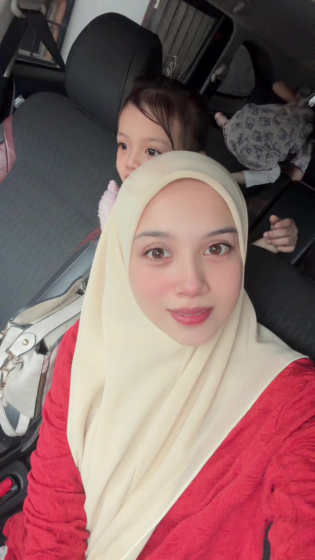 @Arzinaahmad
