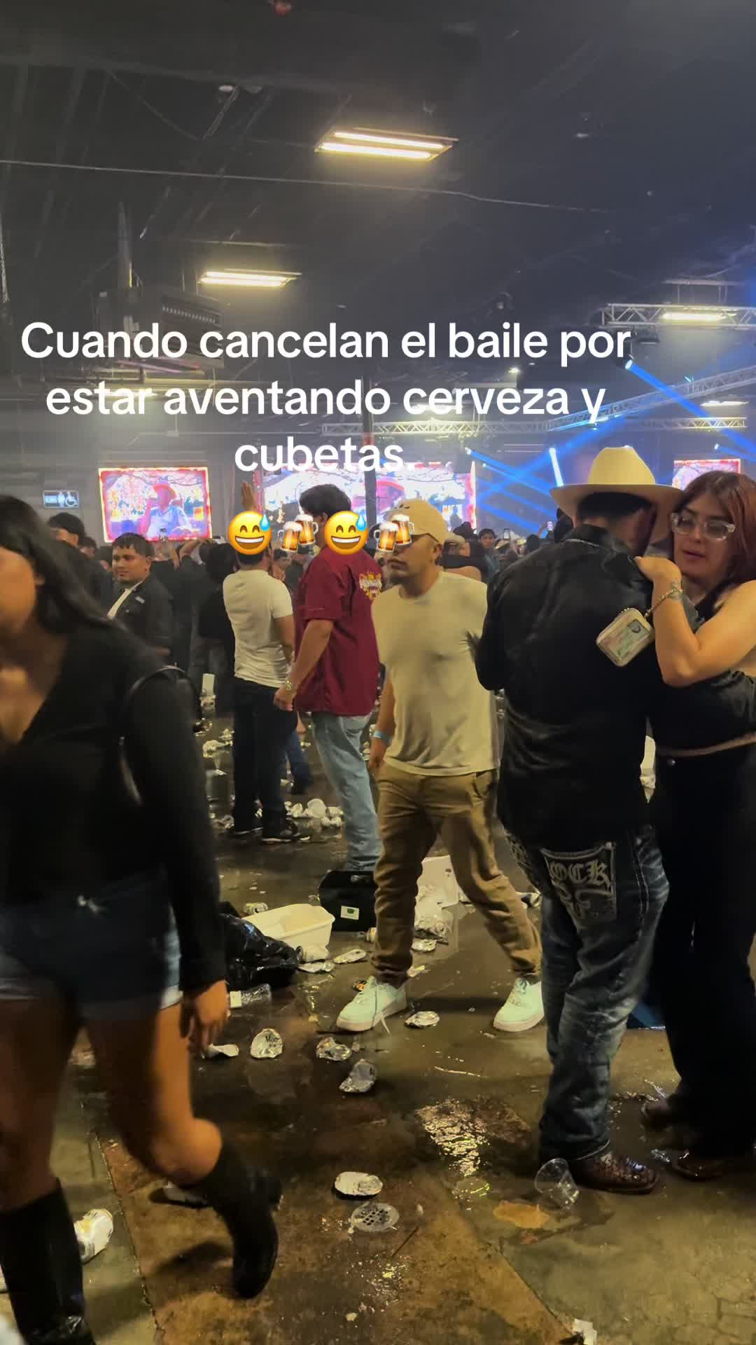 @Brenda 🖤🩶🧡🤎