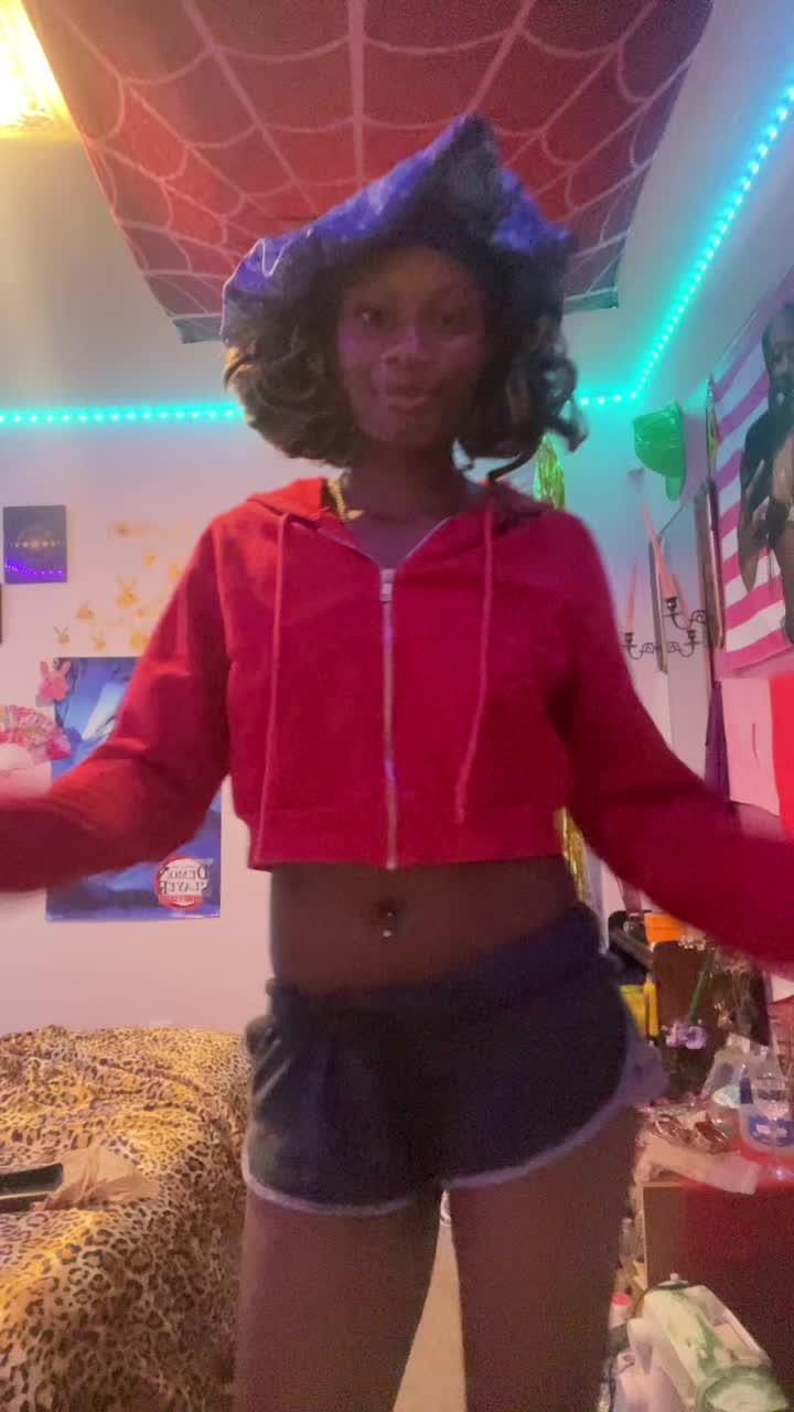 @🤩Malaika🤩