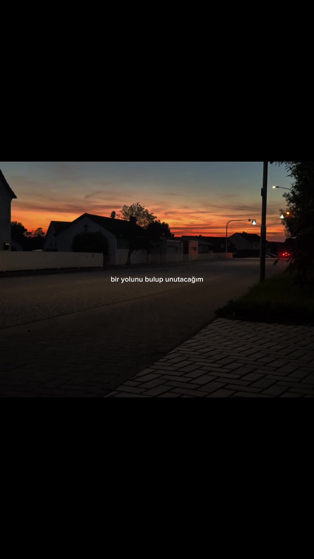 @𝐀.