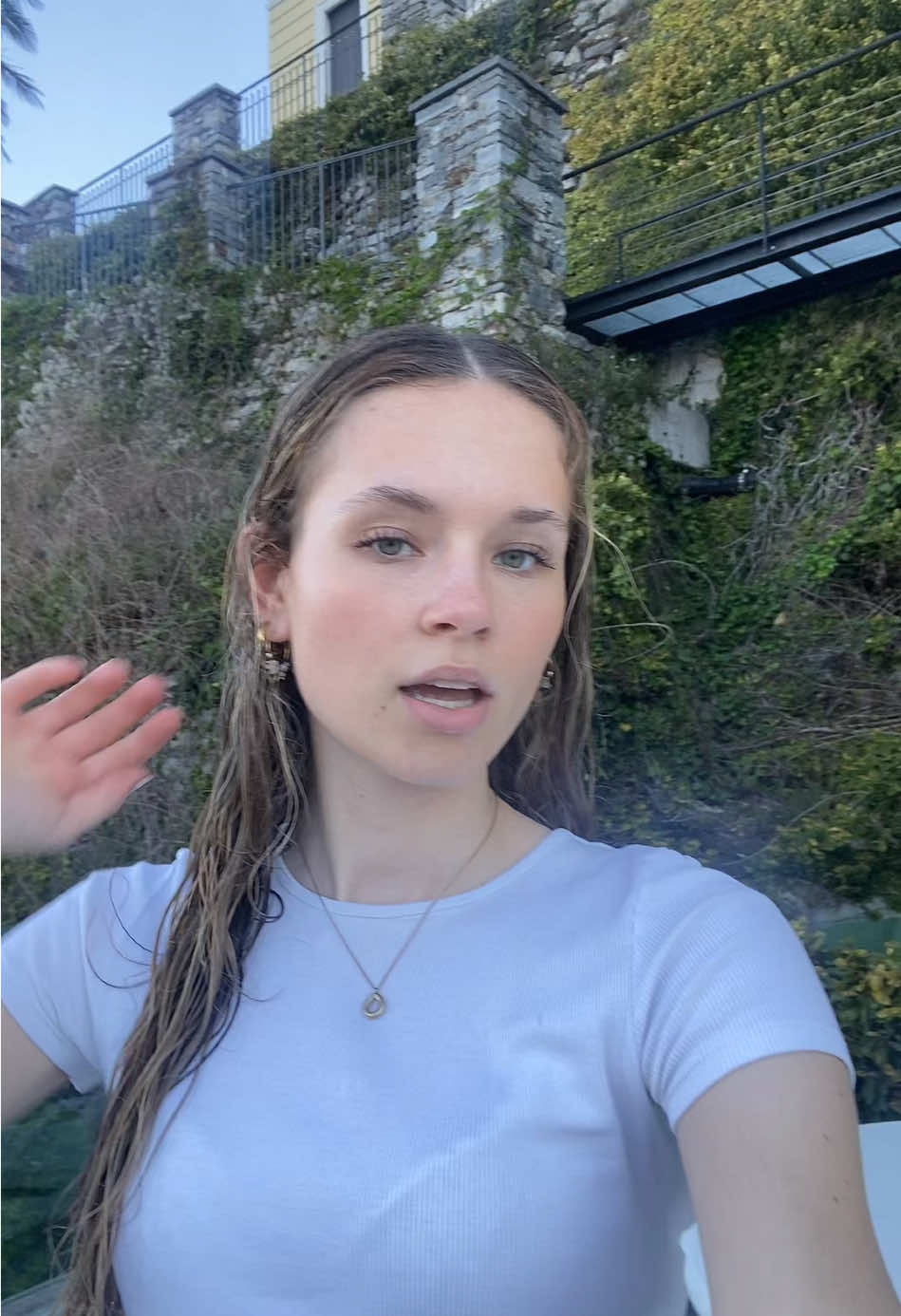 @annaa