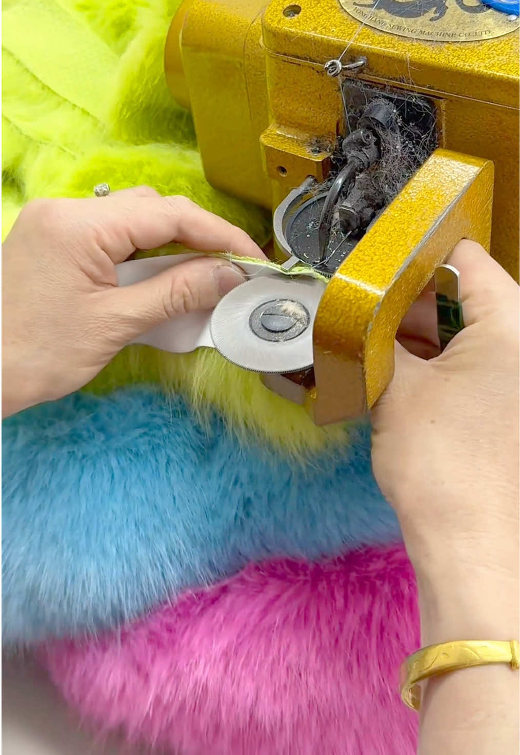 @janefur fur