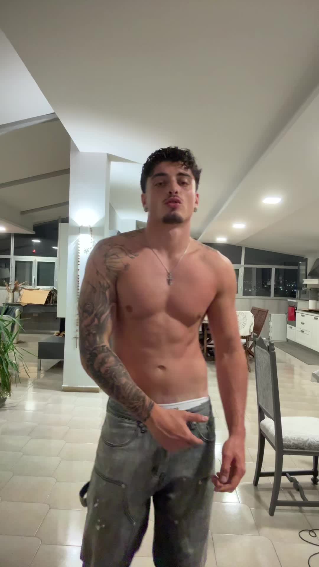 @GiA