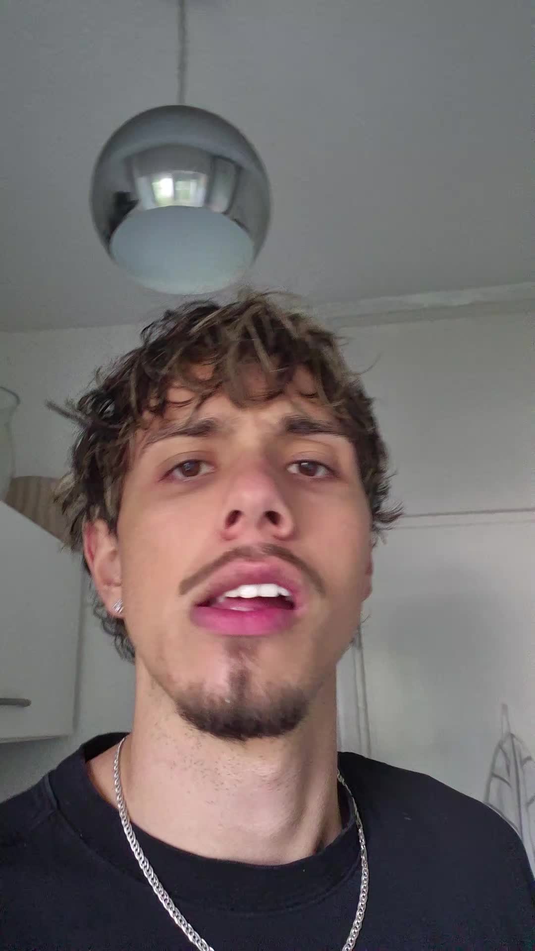 @IntrusiveMarc