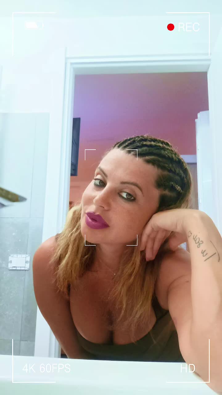 @Emanuela85 Napoletana