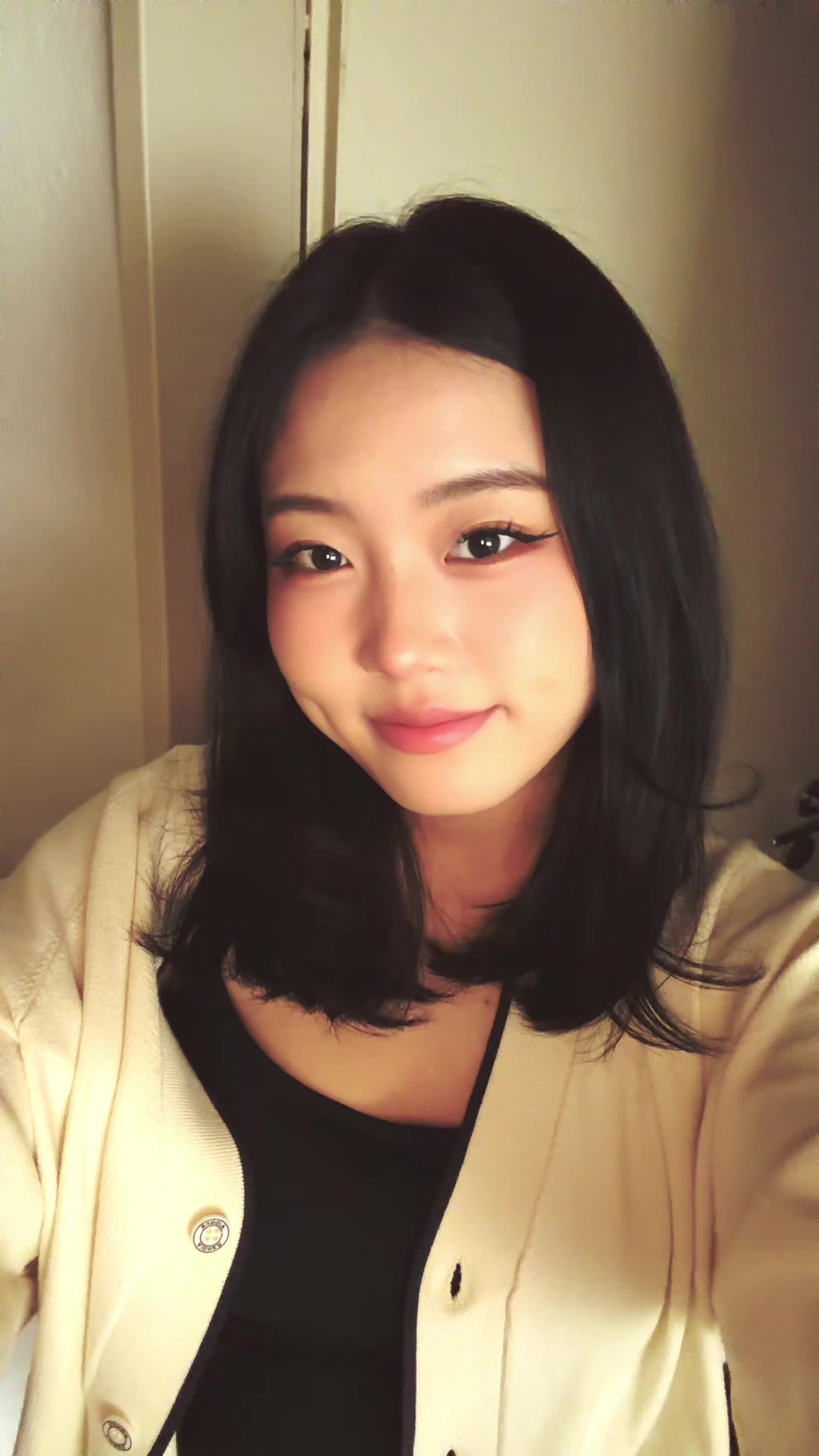 @_hyvn_bin_
