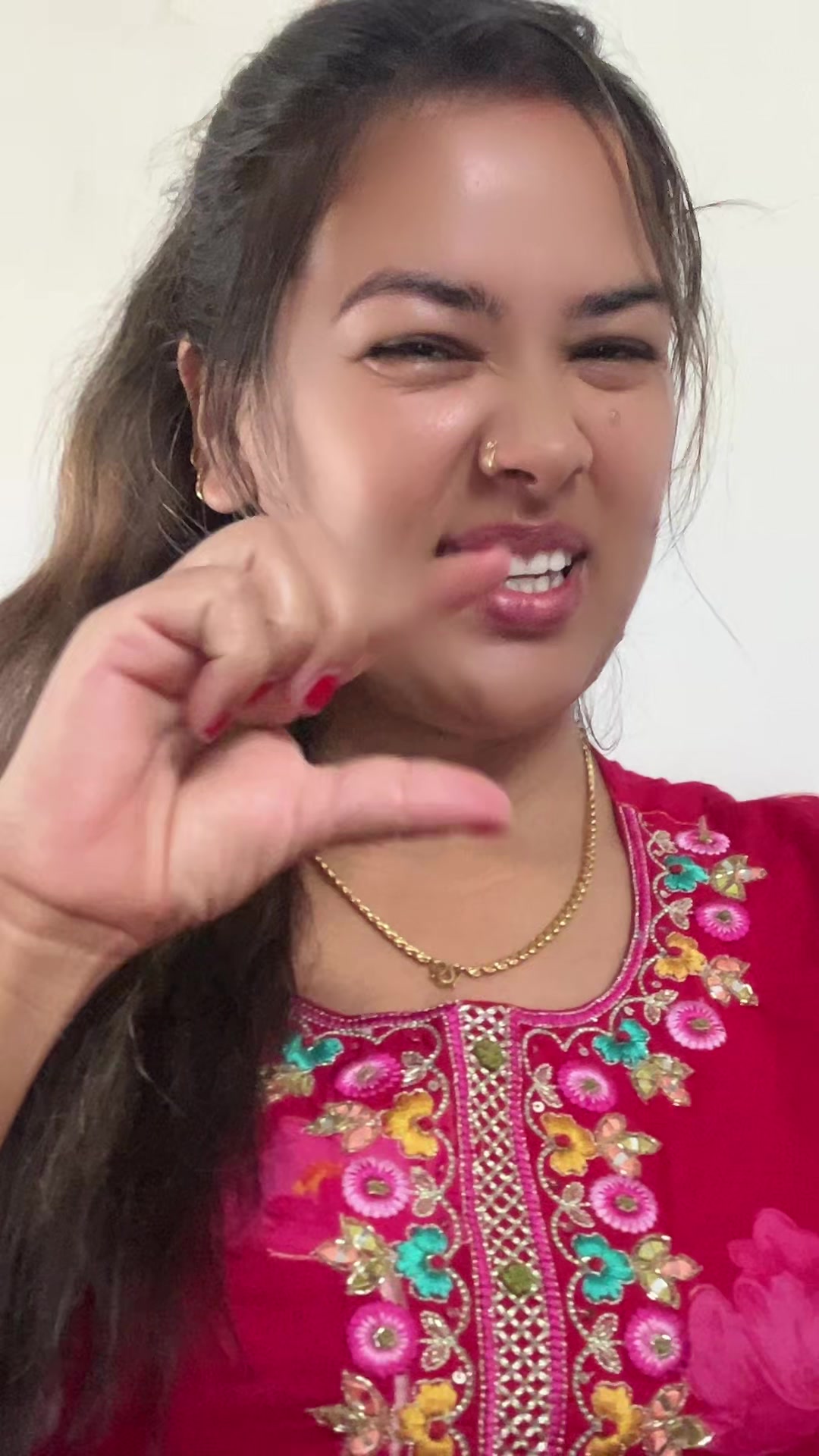 @सजिना कार्की गौतम