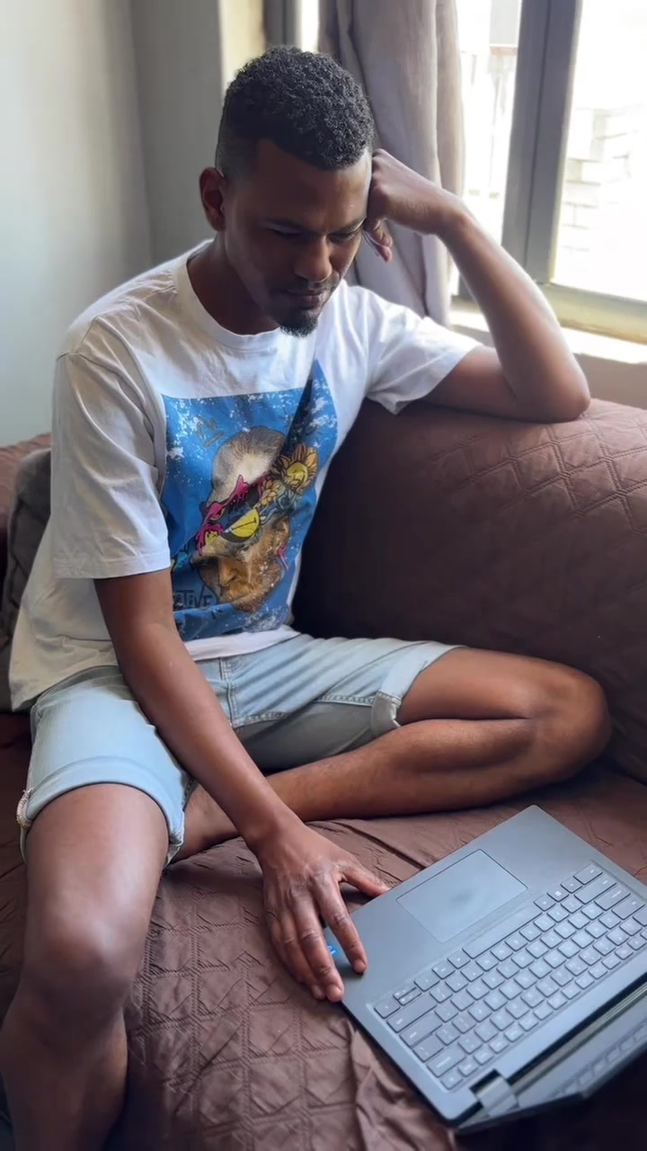 @Diego No&euml;l Adams 🧬