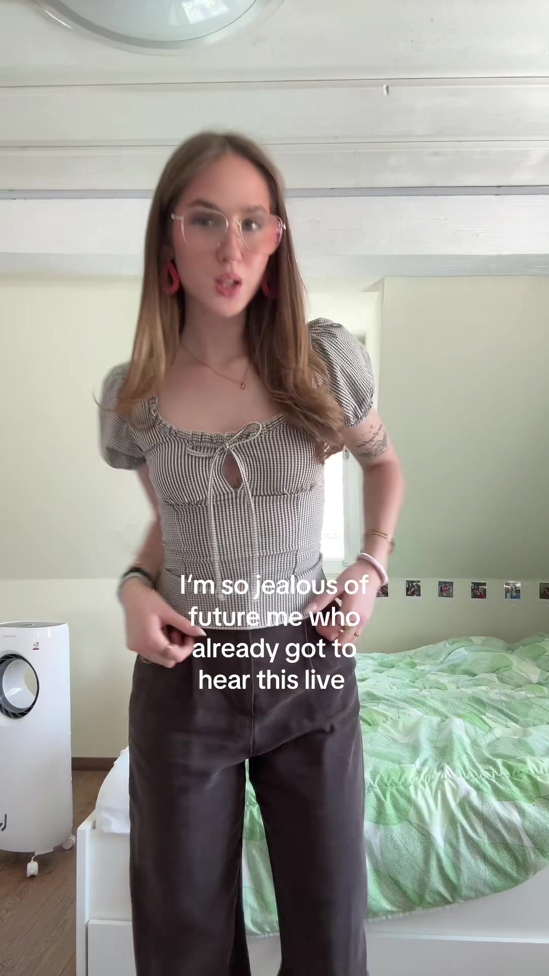 @⭐️louisa (olivia’s version)⭐️
