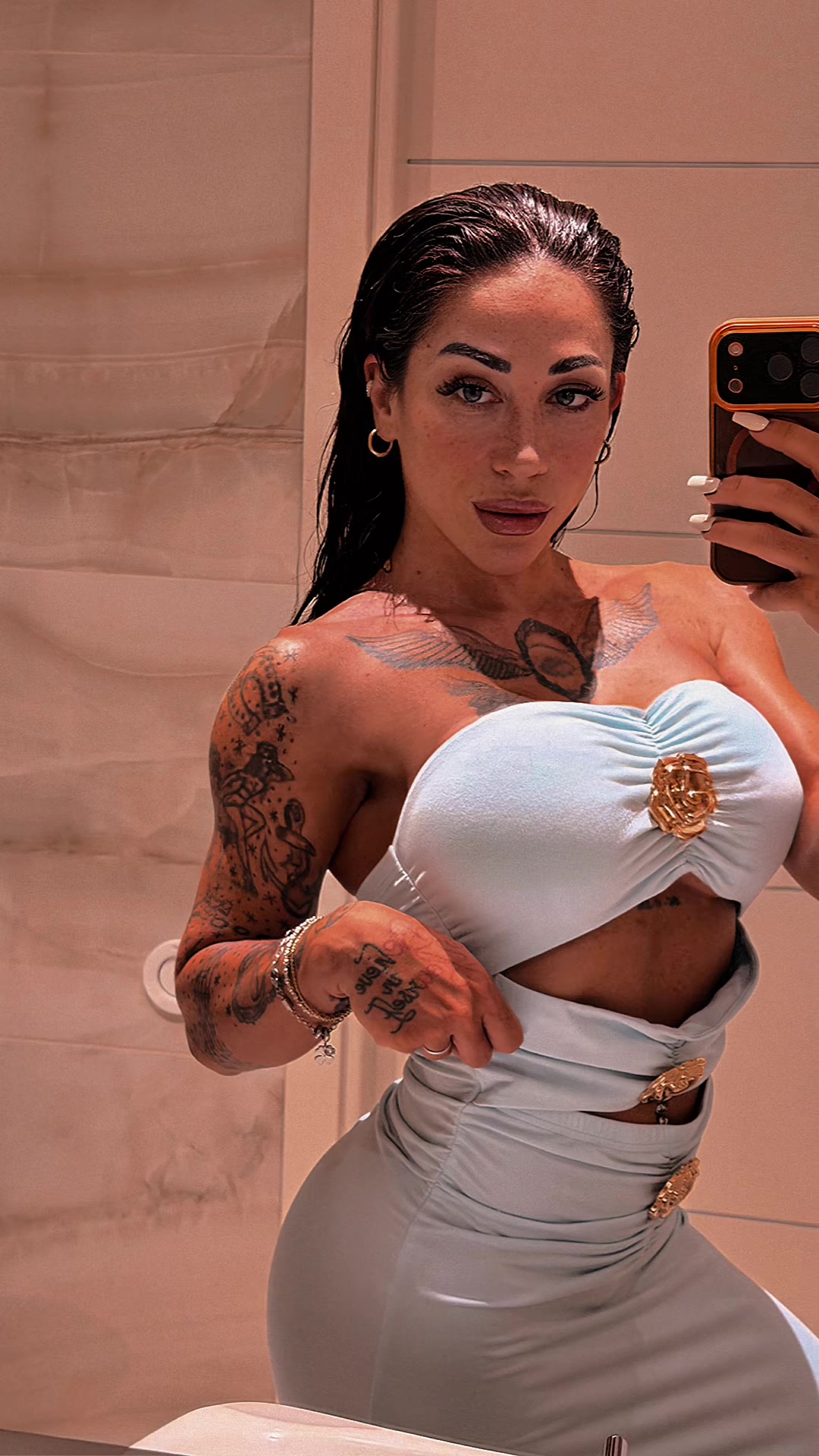 @Paola_womanfitnesscoach