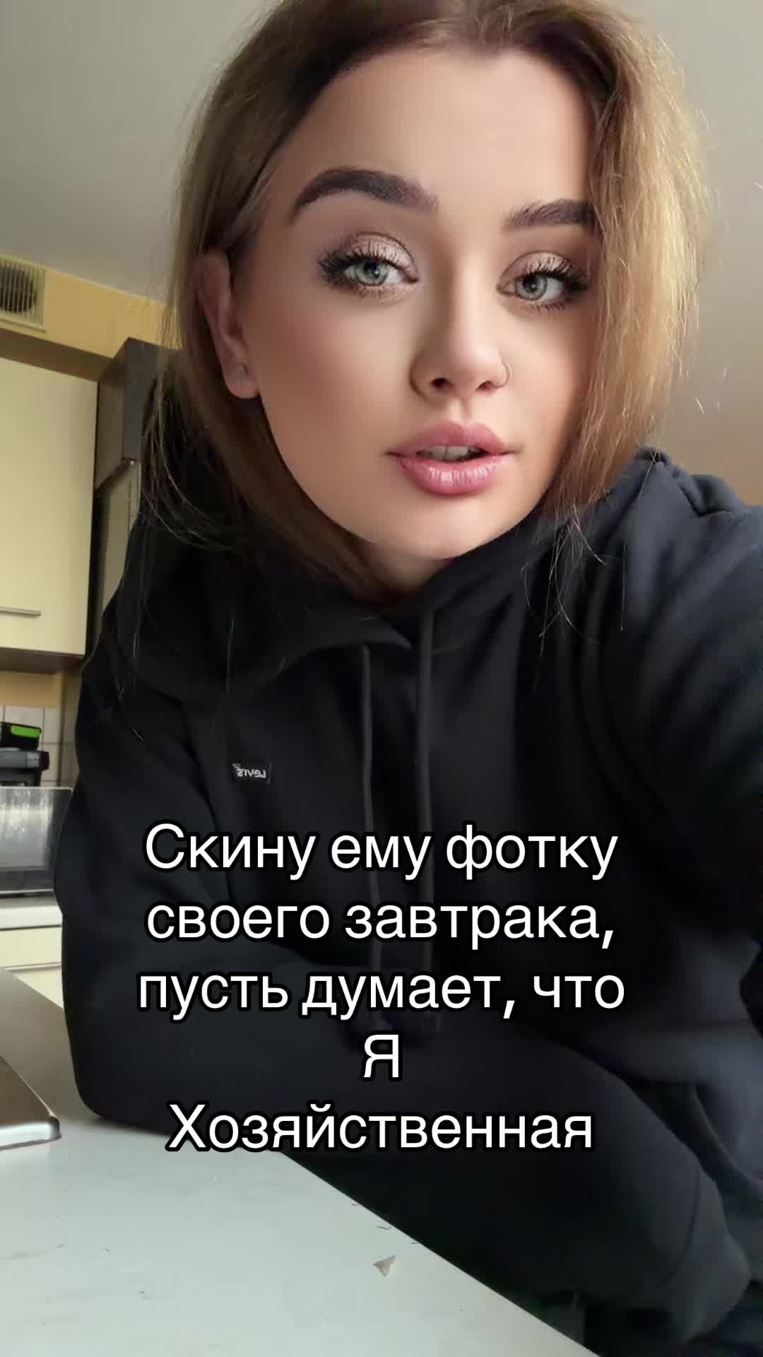@Annafoxsz