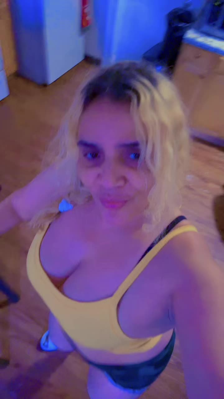 @La Rubia Cruz