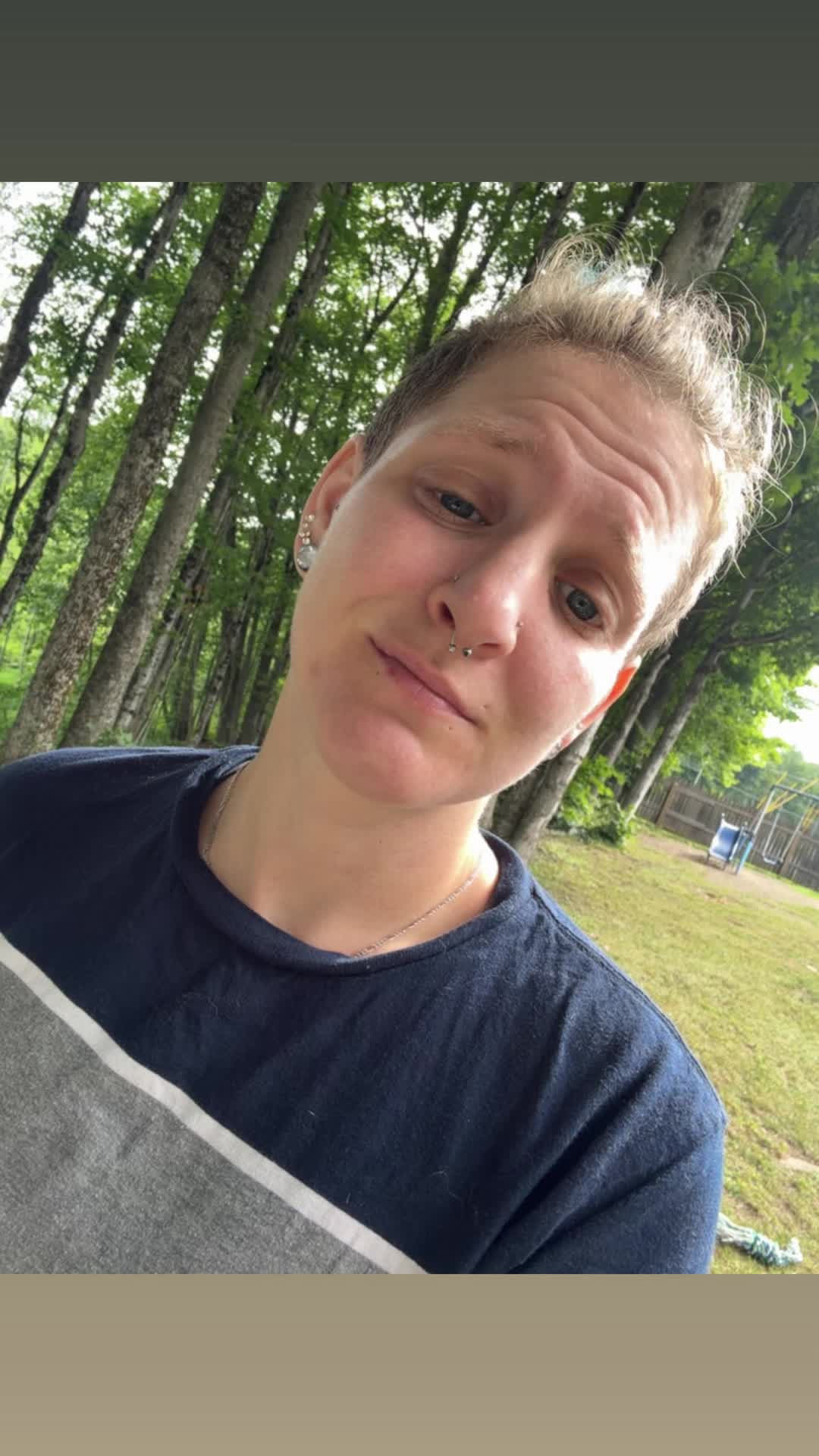 @lezbo32🌈