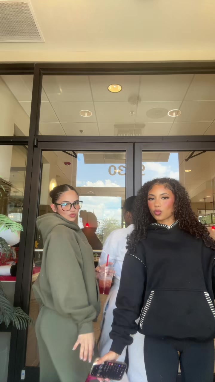 @𝘊𝘦𝘭𝘦𝘴𝘵𝘦