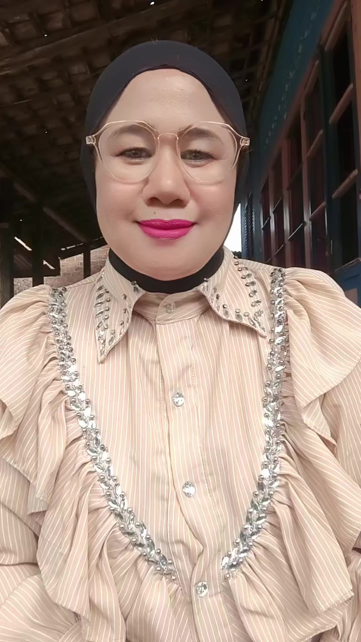 @Esna janda cantik ✨🥰