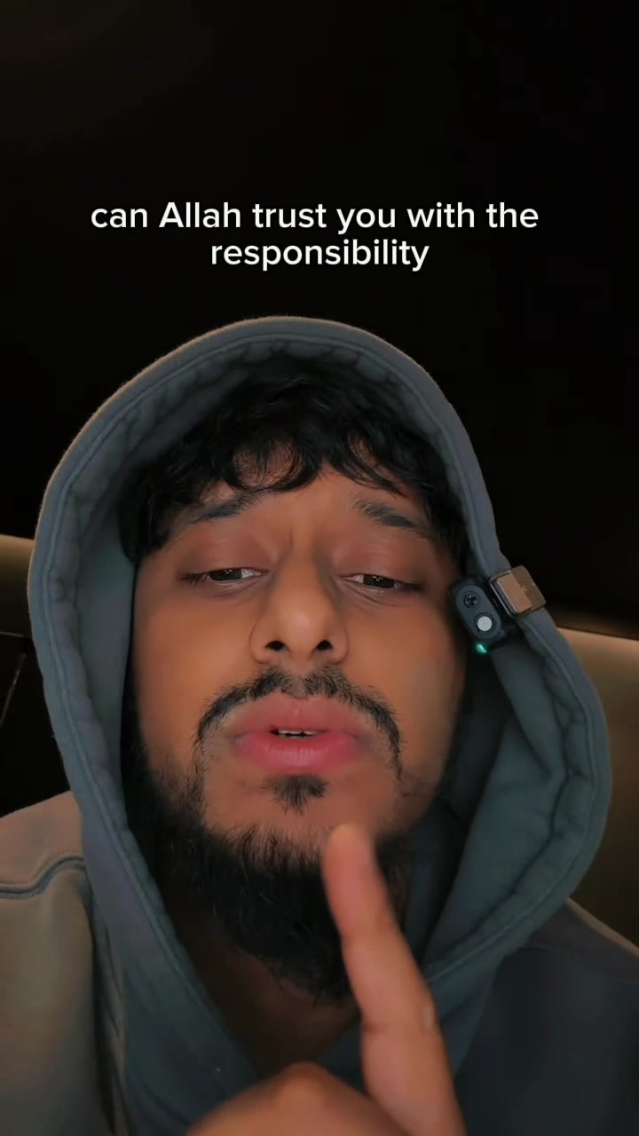@elmz