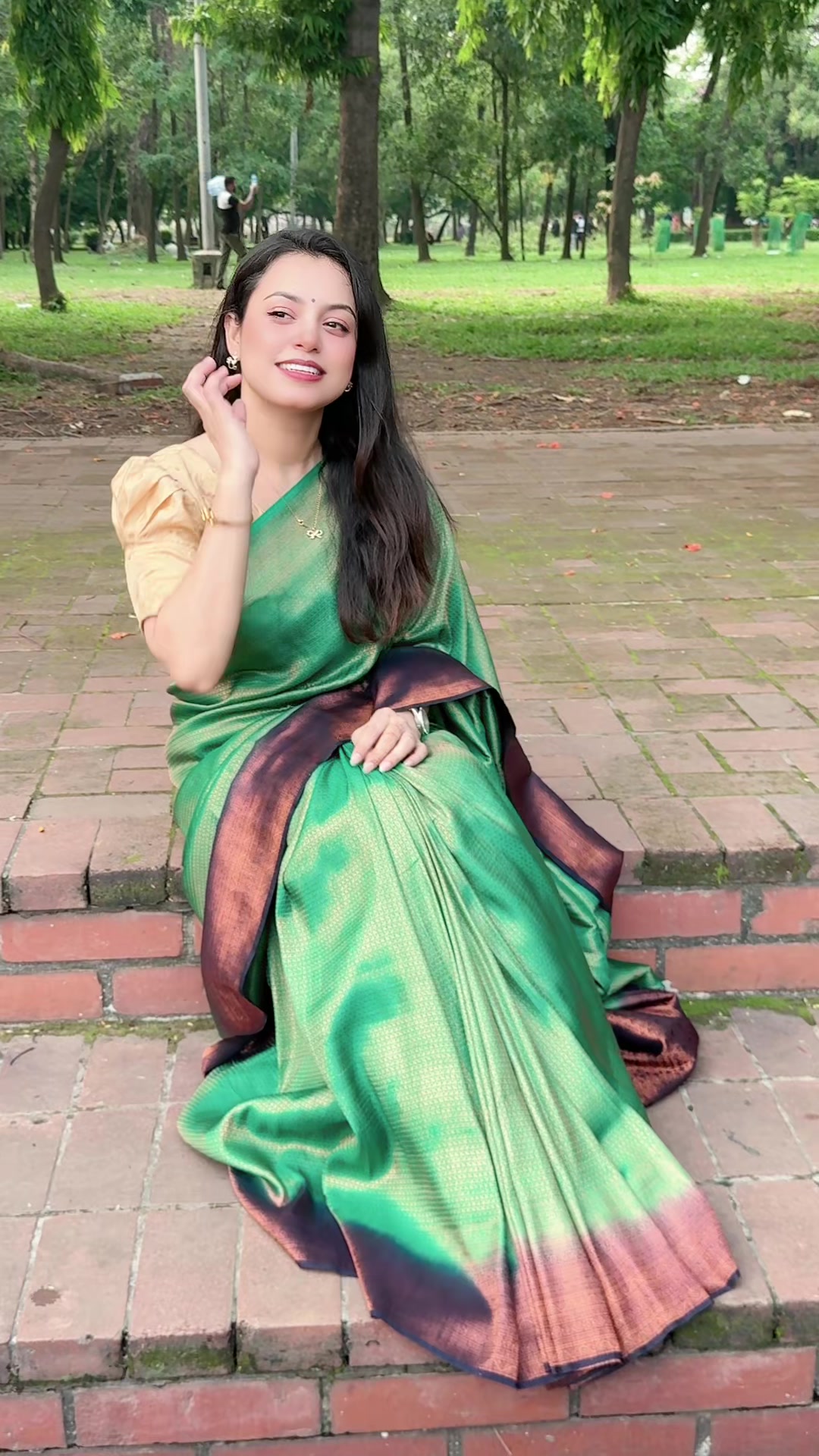 @Shaanzena Meherin Rusha