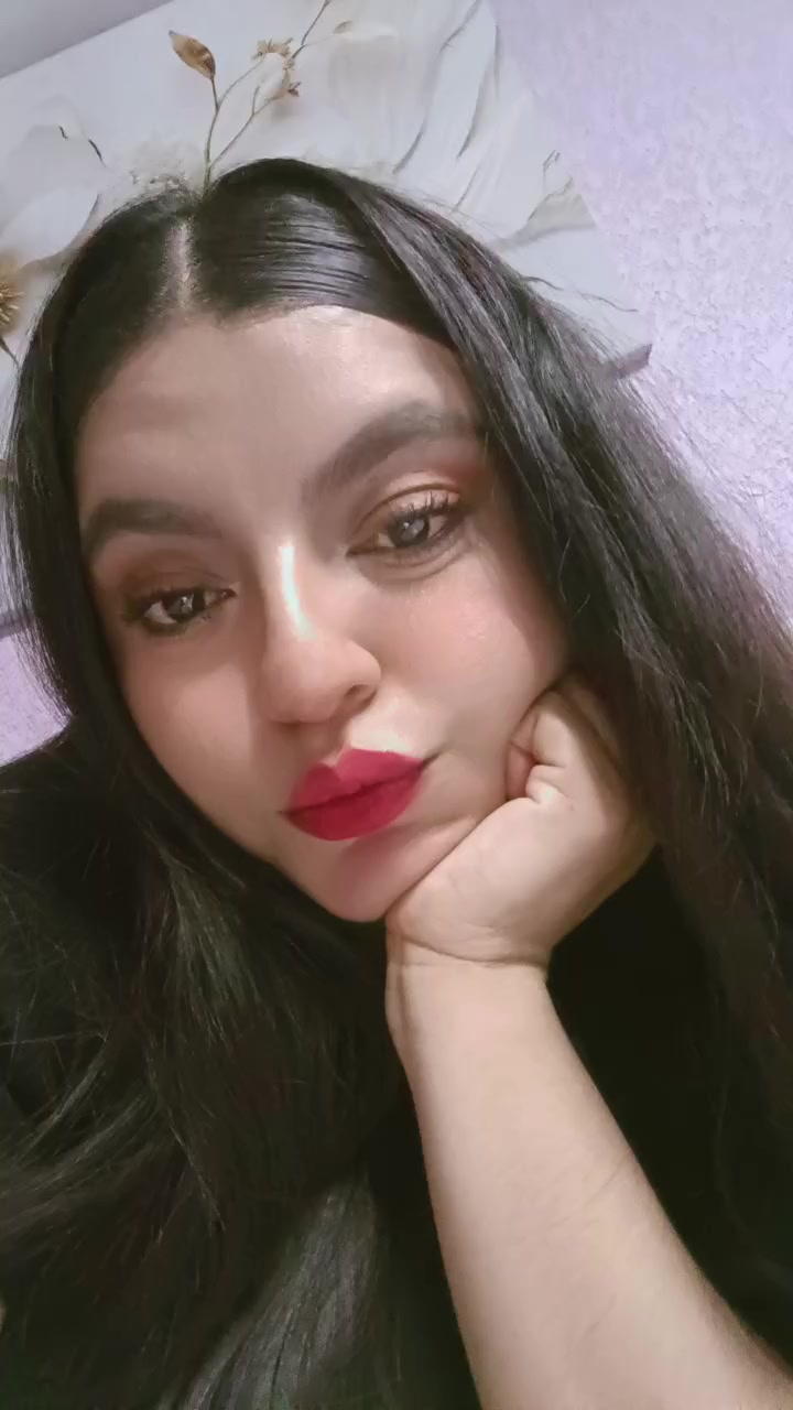 @Ďãňįėłä😎💋