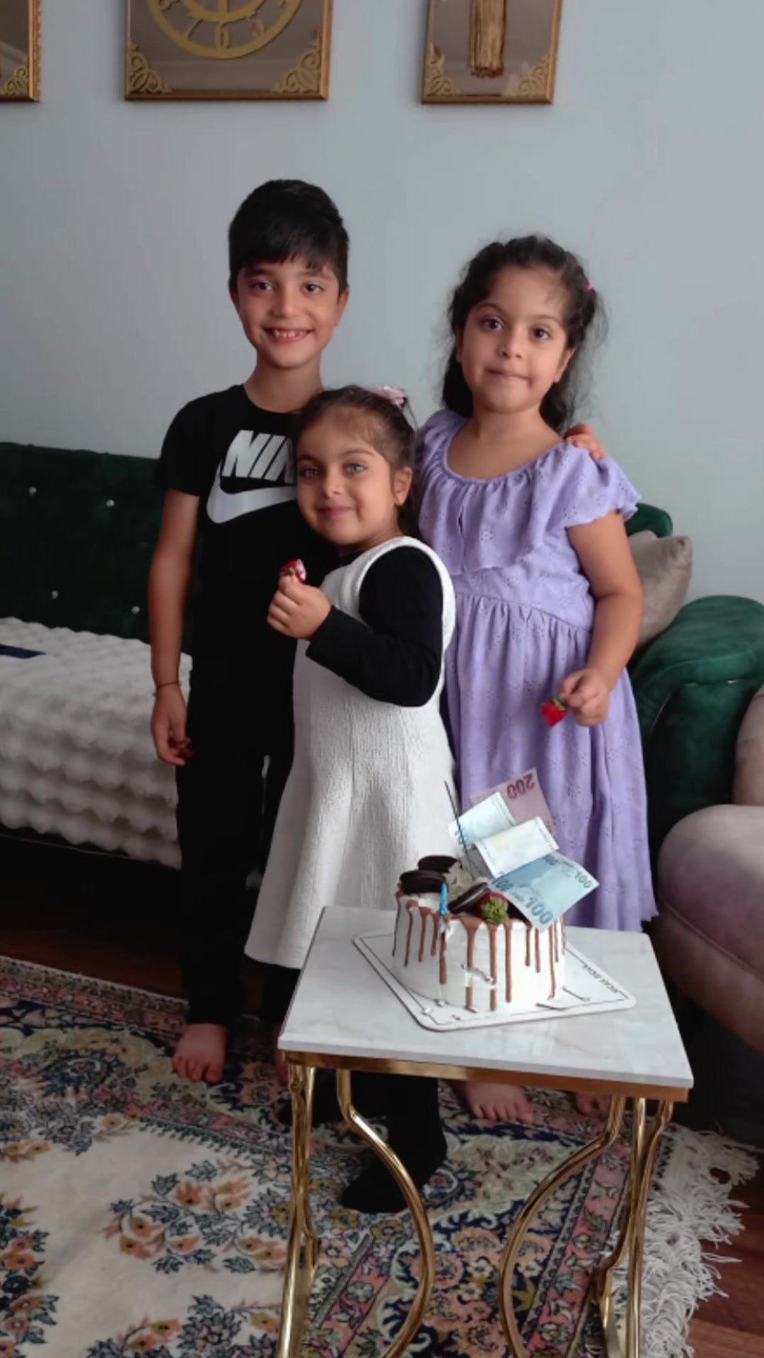 @Uz.Danışman Lena