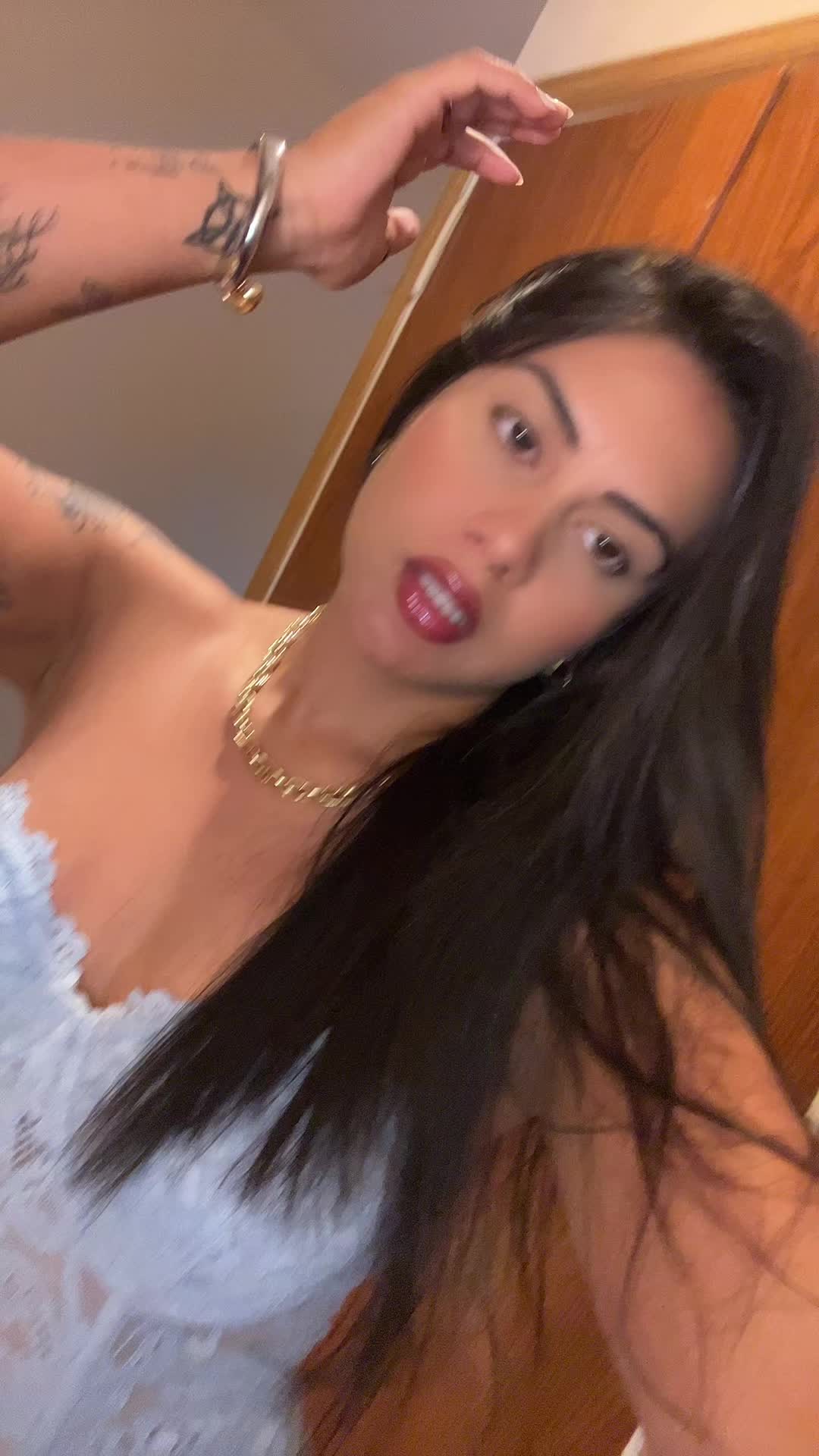 @Tay