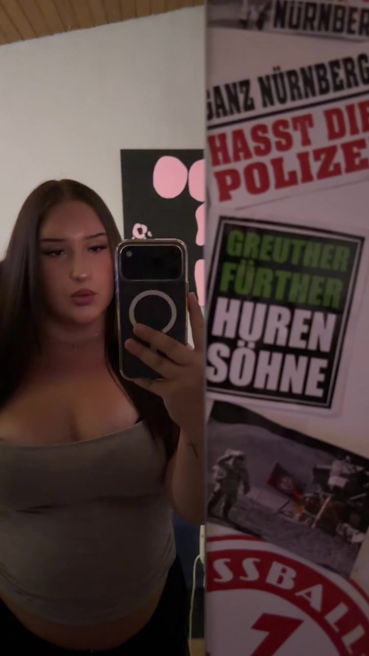 @𝓐𝓷𝓷𝓪-𝓛𝓮𝓷𝓪