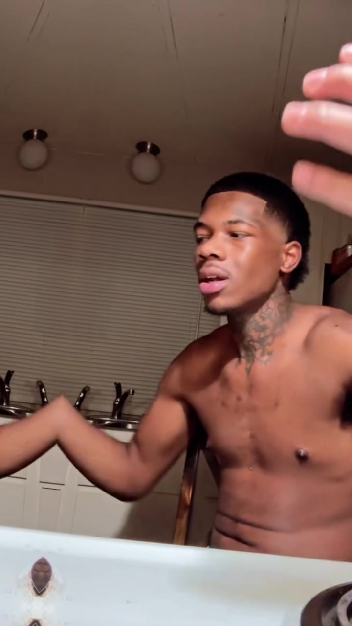 @1deemonneybaby