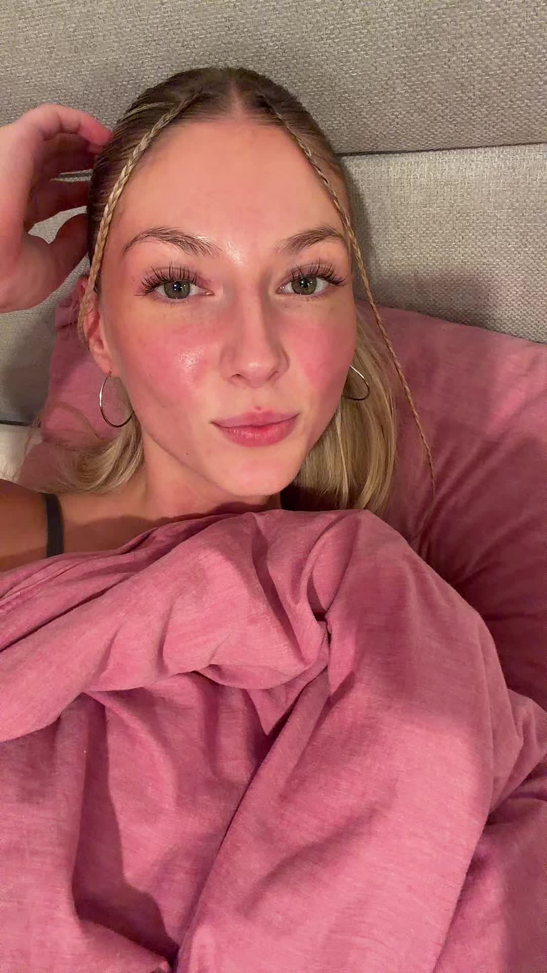 @𝐋𝐚𝐫𝐚 𝐌𝐚𝐫𝐢𝐞