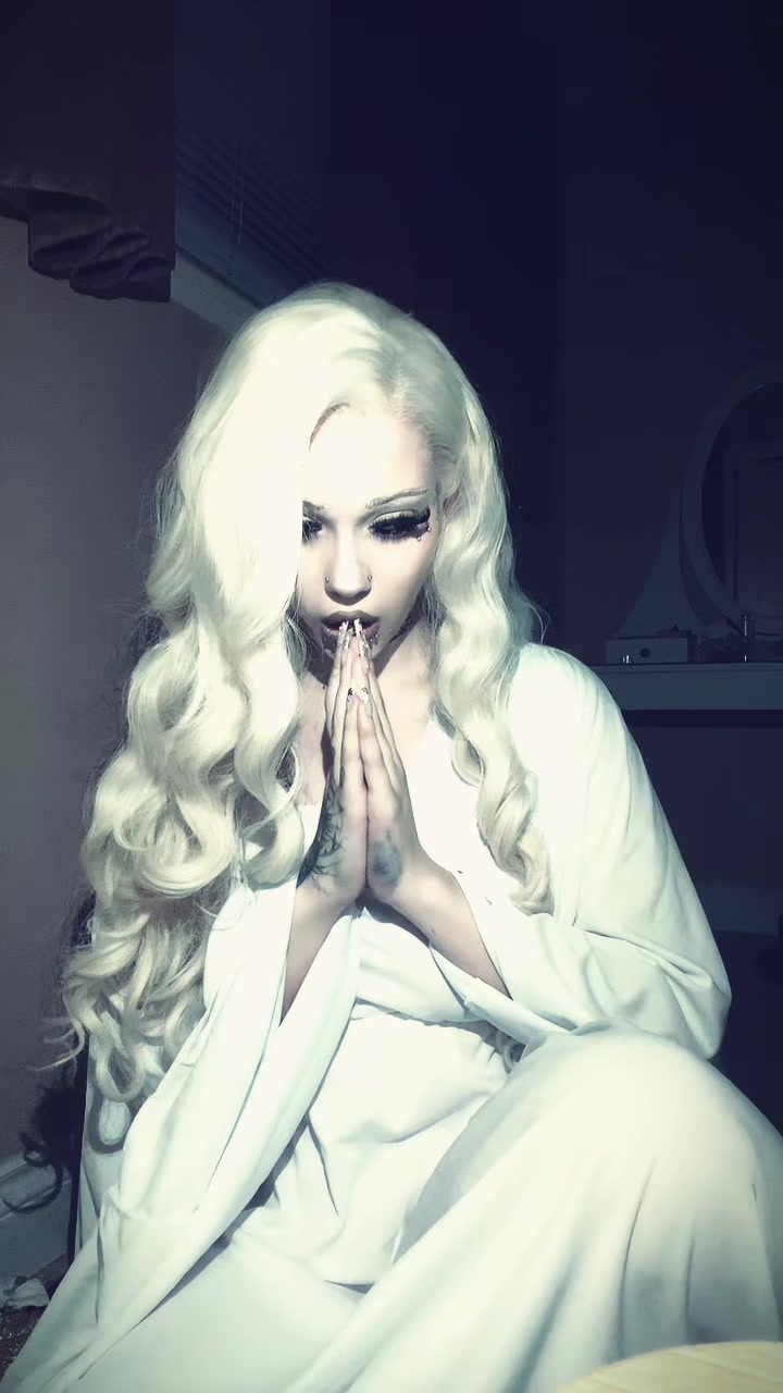@sorrowinmybones