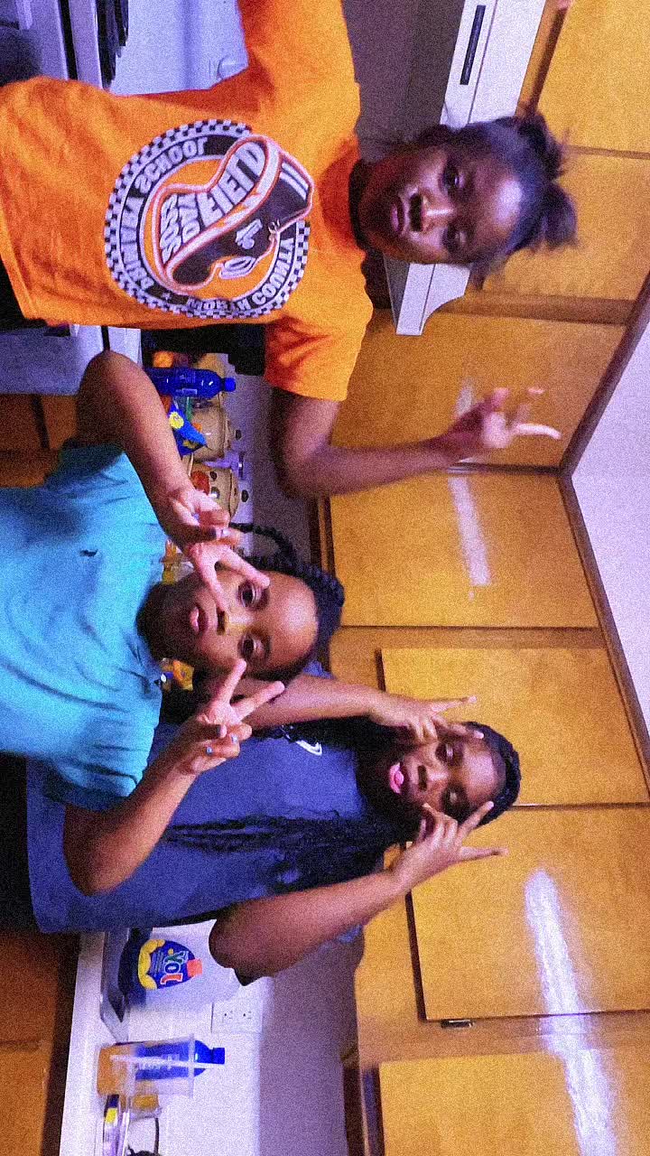@Martisha and paris ๐