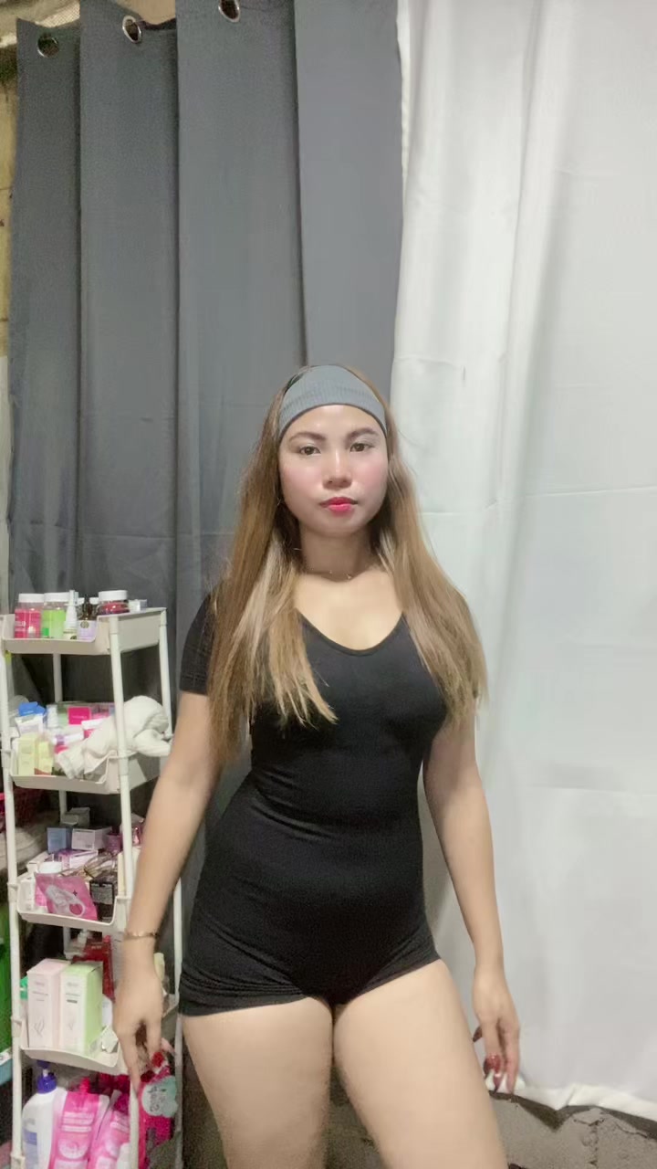 @yourgirlivy_