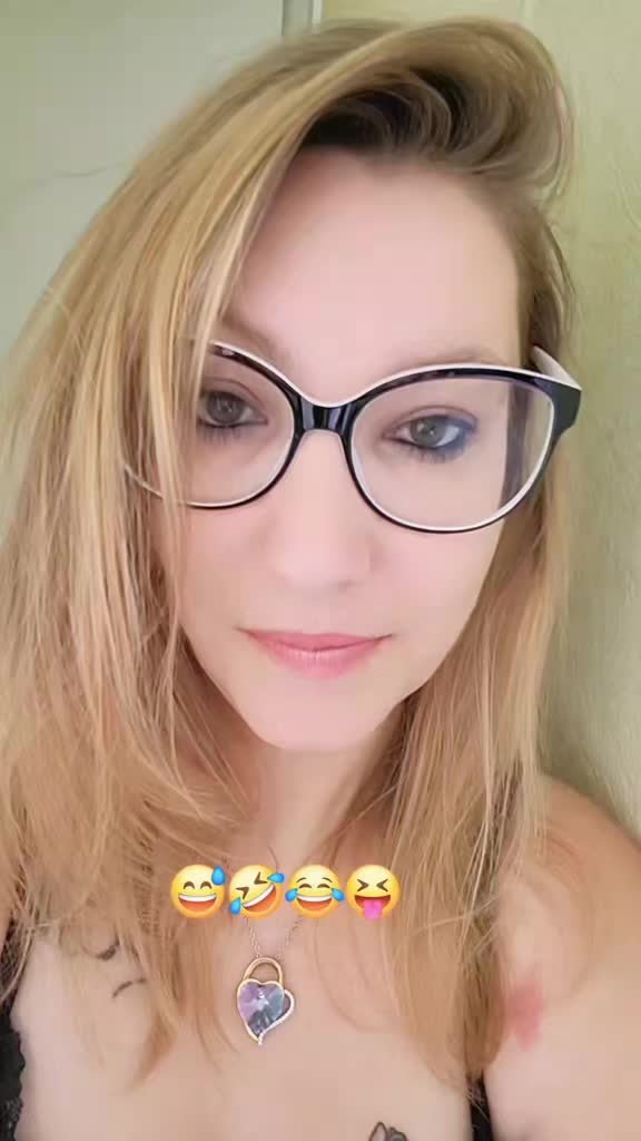 @⭐️Laura⭐️